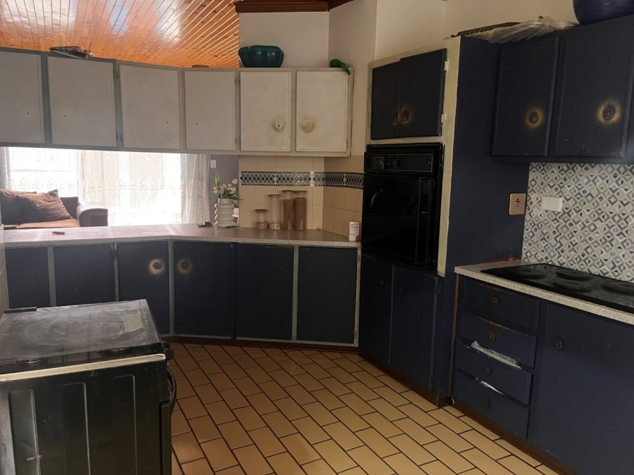3 Bedroom Property for Sale in Pellissier Free State